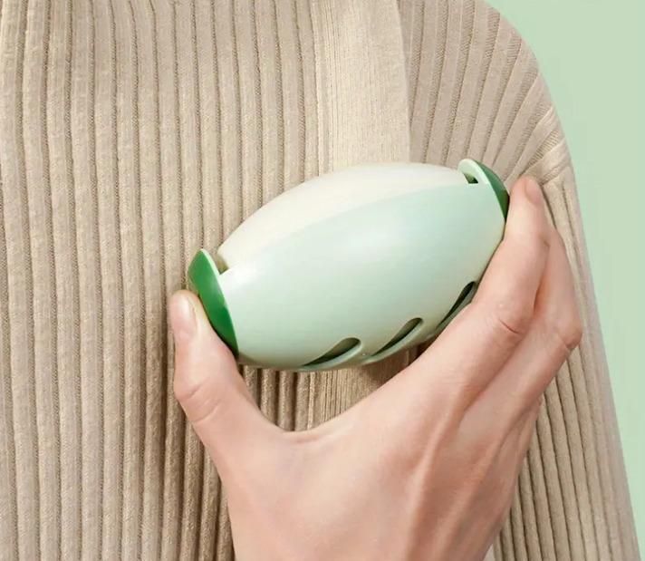 Portable Silicone Lint Roller - Gifts4All